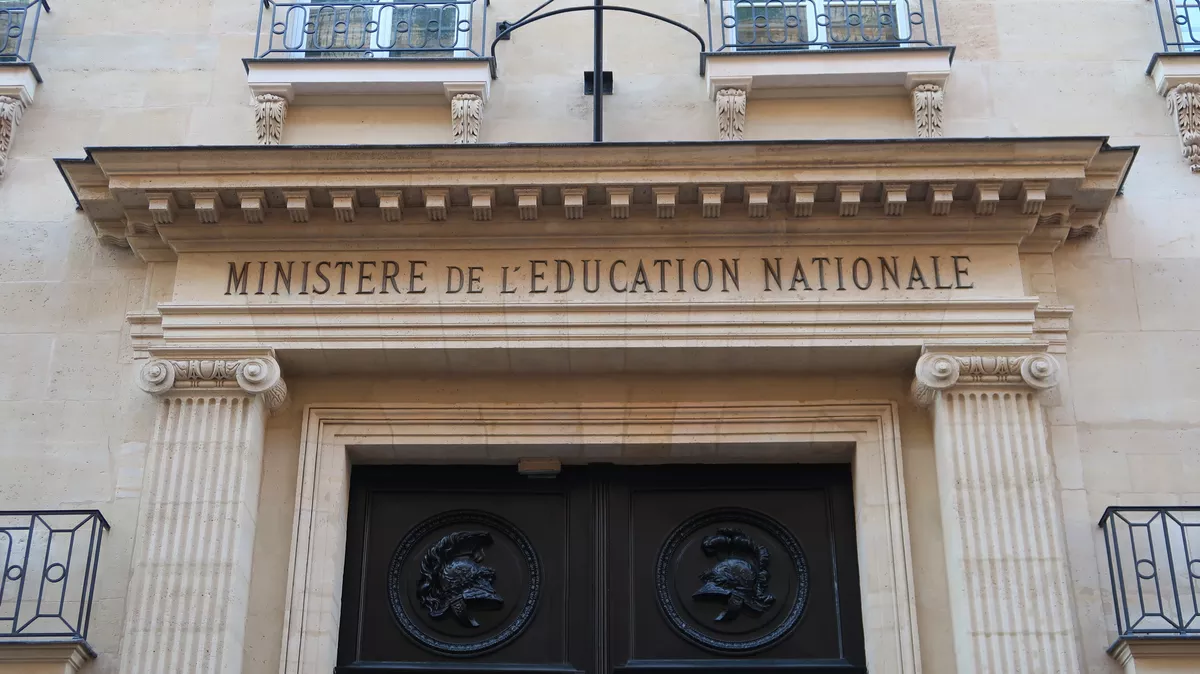 Façade du ministère de l'Education nationale.